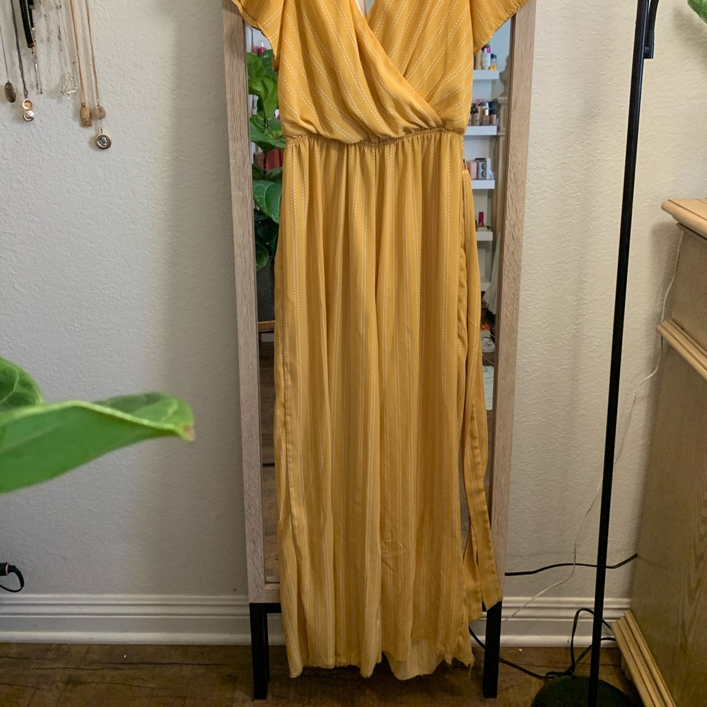 Romper - Picture 2 of 7